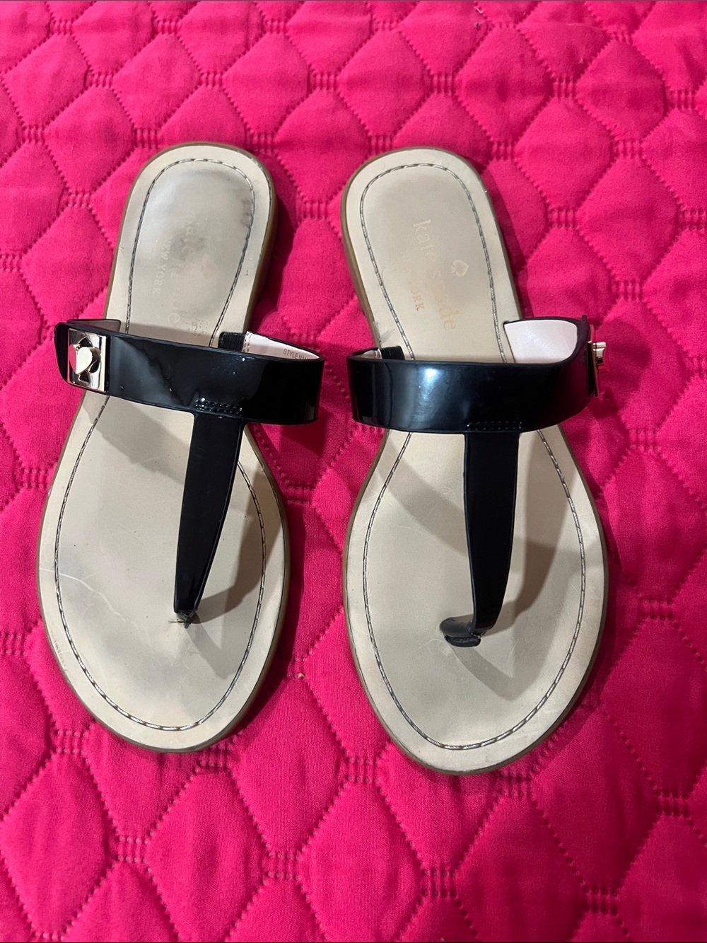 Black Patent Leather T-Strap Women's Sandals - Picture 1 of 7